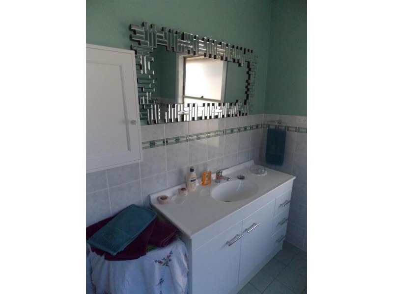 15 Victoria Street, Parkes NSW 2870