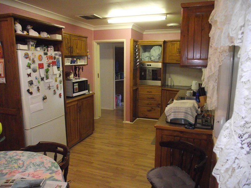 7 Scrivener Street, Forbes NSW 2871