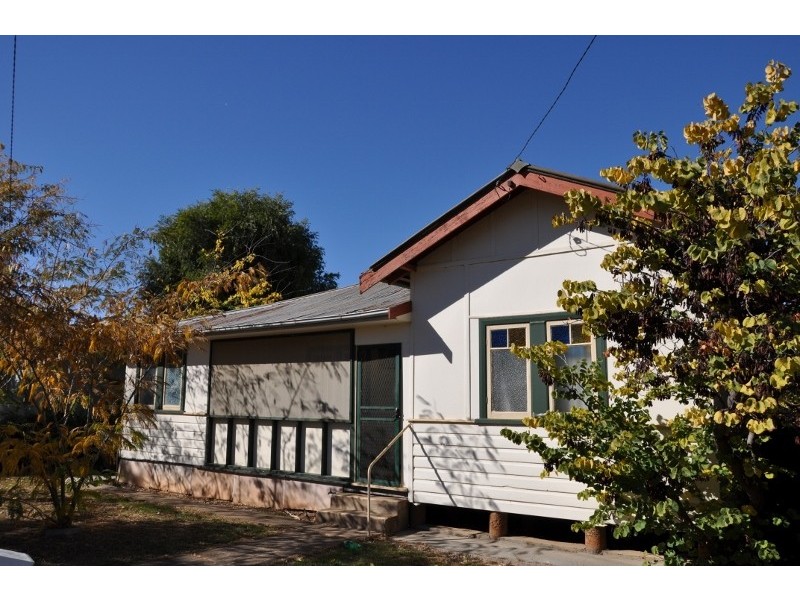 86 Tilga Street, Canowindra NSW 2804