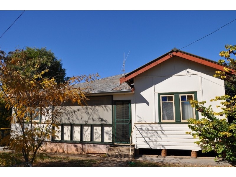 86 Tilga Street, Canowindra NSW 2804