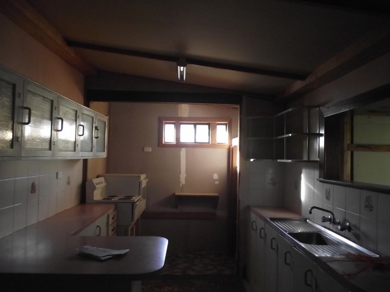 77 Hill Street, Parkes NSW 2870
