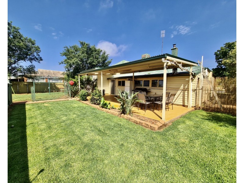 23 Lynch Street, Parkes NSW 2870