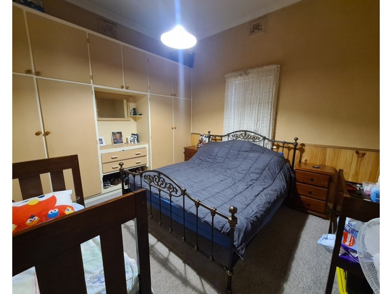 23 Lynch Street, Parkes NSW 2870 Floorplan