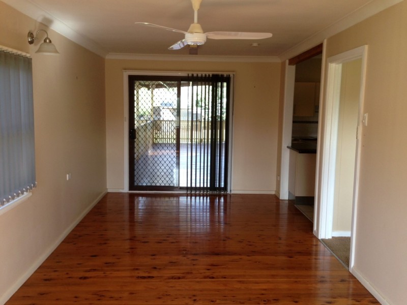 13 Captain Wilson Ave, Parkes NSW 2870