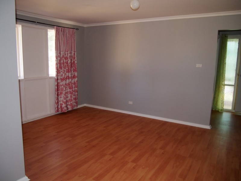 5 Hall Street, Condobolin NSW 2877