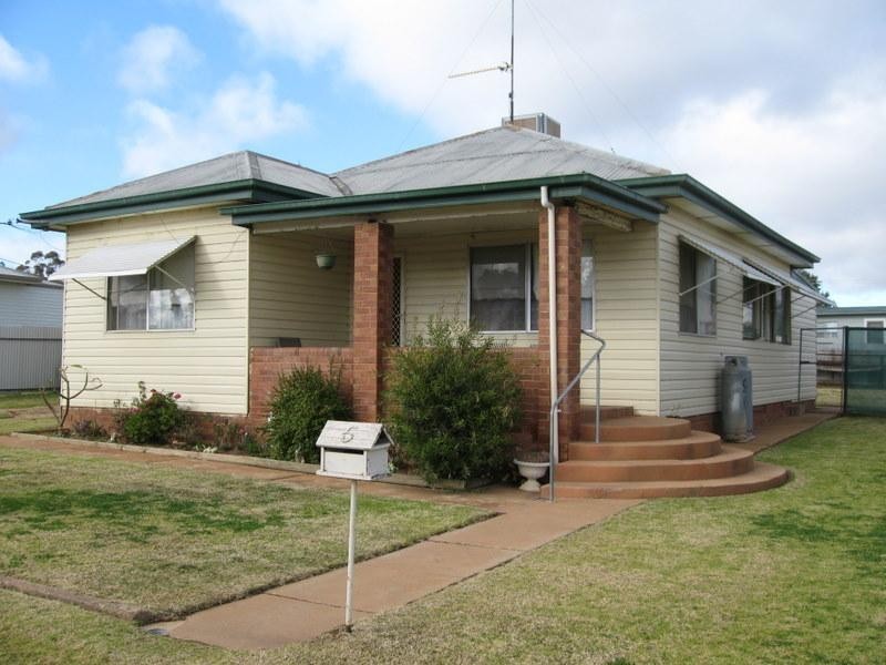 5 Callaghan Street, Parkes NSW 2870