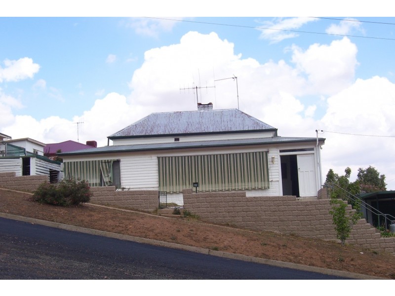 11 Church St East, Parkes NSW 2870