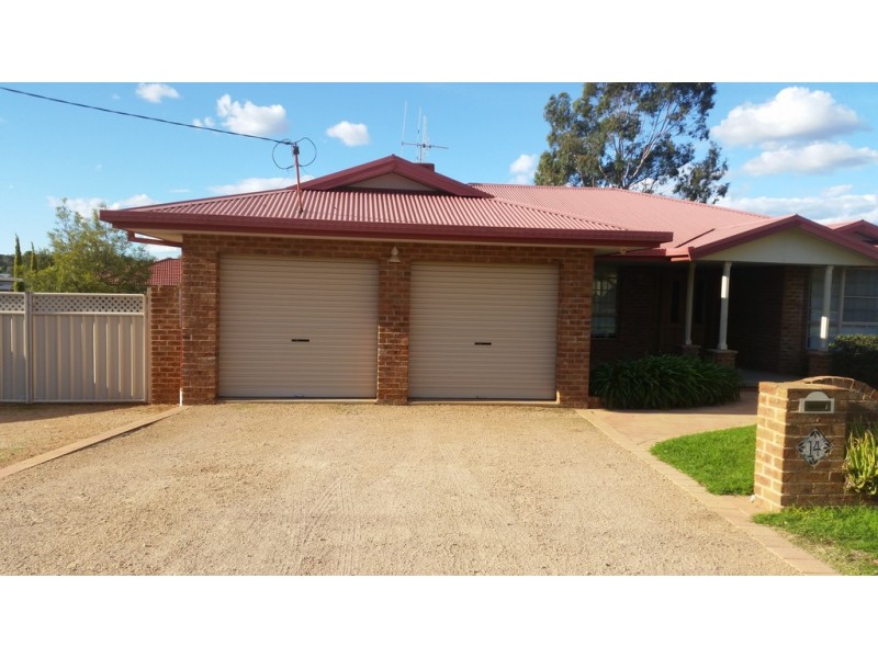 14 Coronation Avenue, Parkes NSW 2870