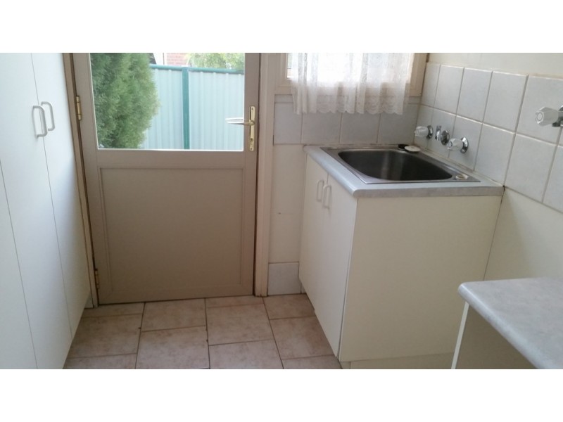 14 Coronation Avenue, Parkes NSW 2870