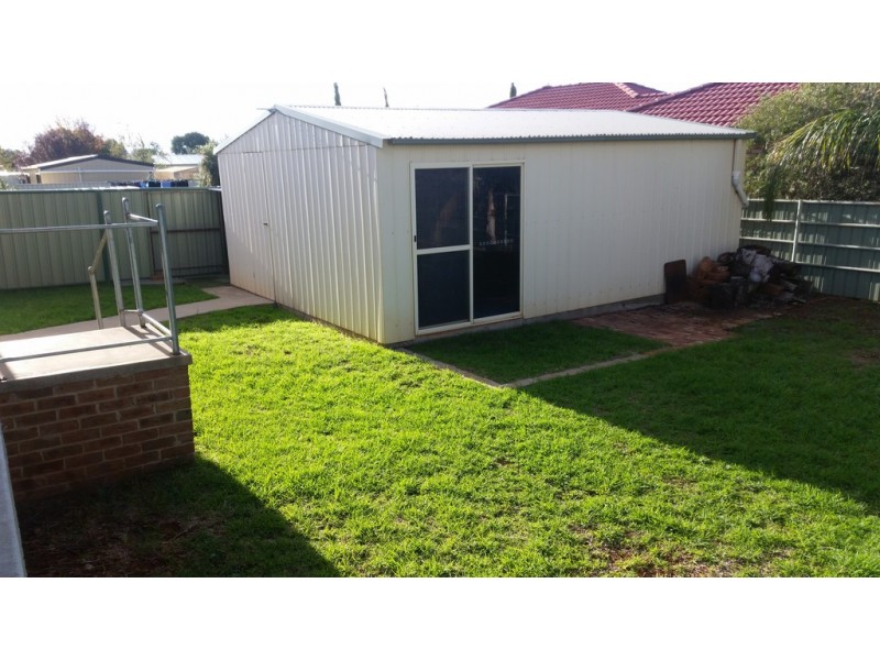14 Coronation Avenue, Parkes NSW 2870