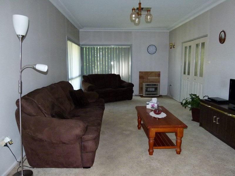 27 Gloucester Street, Forbes NSW 2871