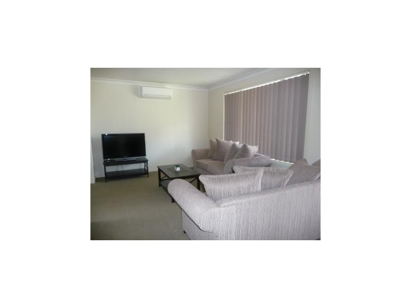 3 Junction Street, Parkes NSW 2870