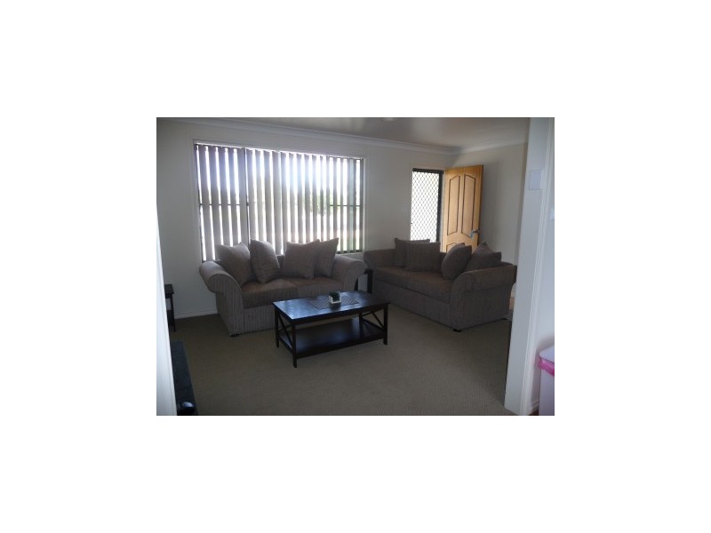 3 Junction Street, Parkes NSW 2870