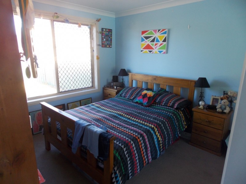 4 Mimosa Avenue, Parkes NSW 2870