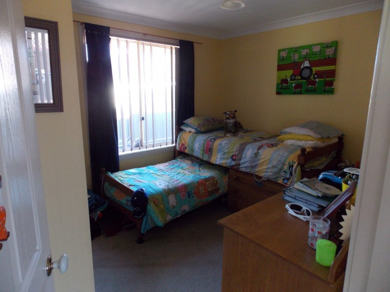 4 Mimosa Avenue, Parkes NSW 2870