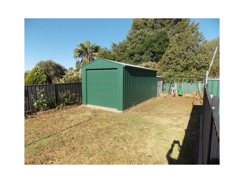 4 Mimosa Avenue, Parkes NSW 2870