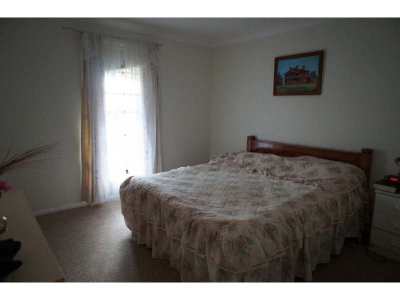 9 Adams Ave, Condobolin NSW 2877