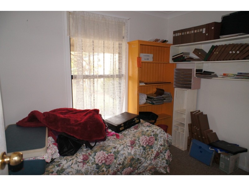 9 Adams Ave, Condobolin NSW 2877