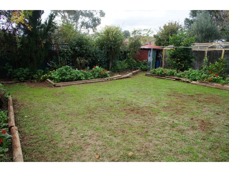 9 Adams Ave, Condobolin NSW 2877