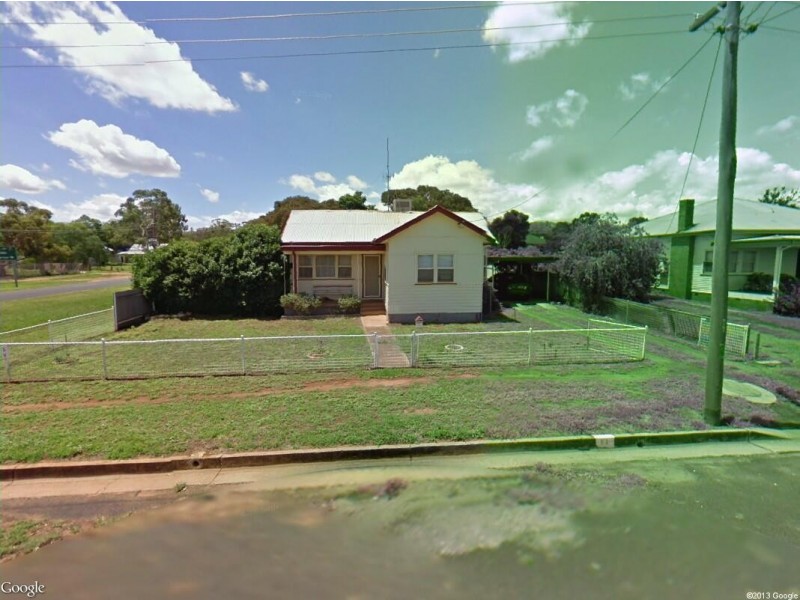 21 Derribong St, Peak Hill NSW 2869