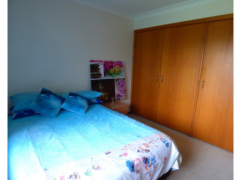 1/16 Ebelina Crescent, Parkes NSW 2870