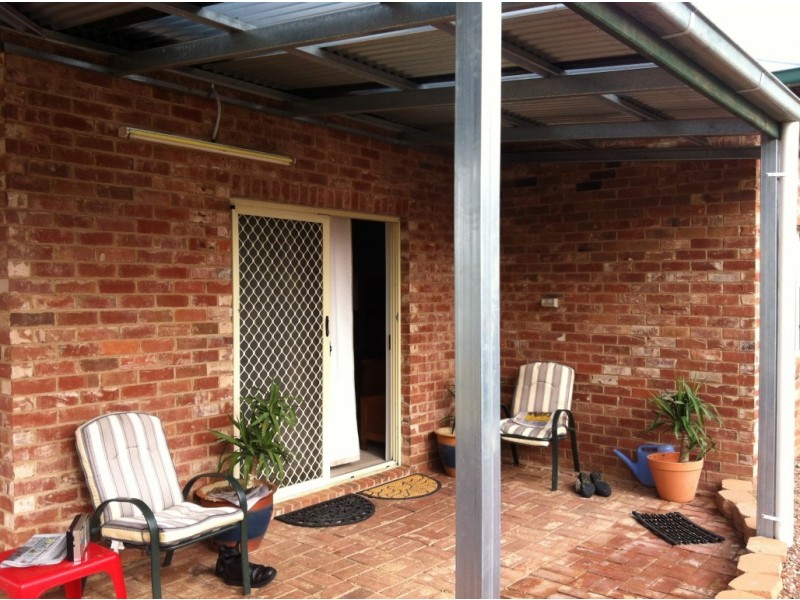 5 Bollinger Street, Parkes NSW 2870