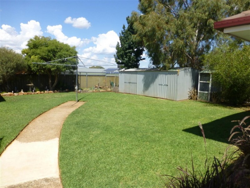 29 Danilenko Street, Parkes NSW 2870