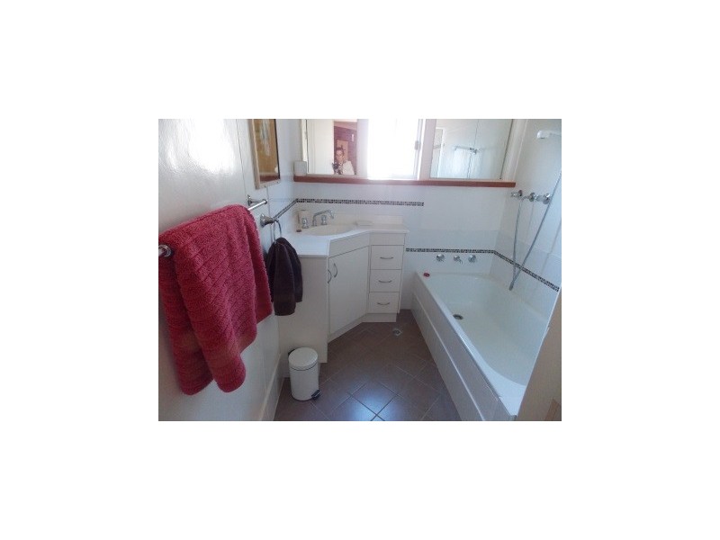 25 Jones, Parkes NSW 2870
