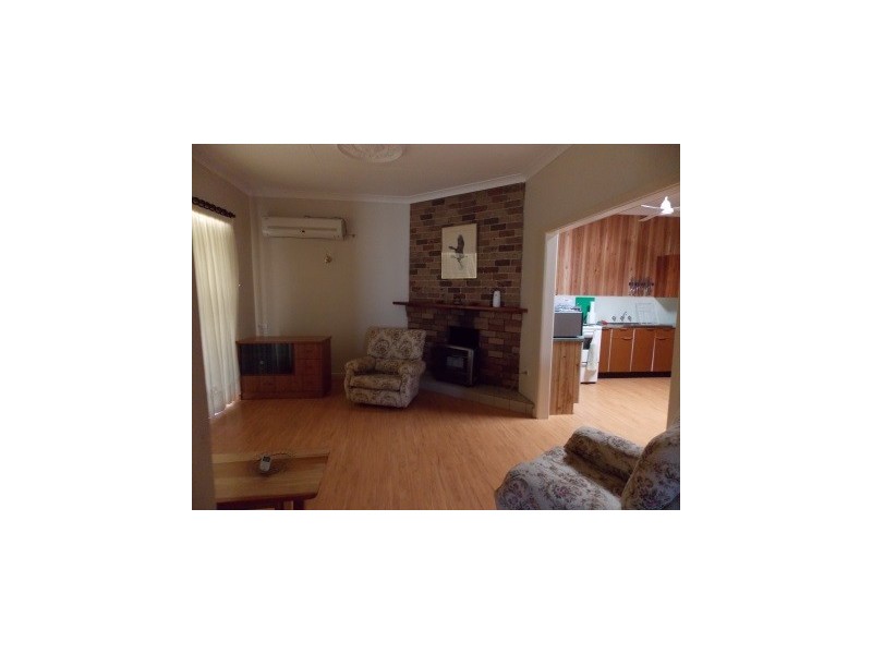 25 Jones, Parkes NSW 2870