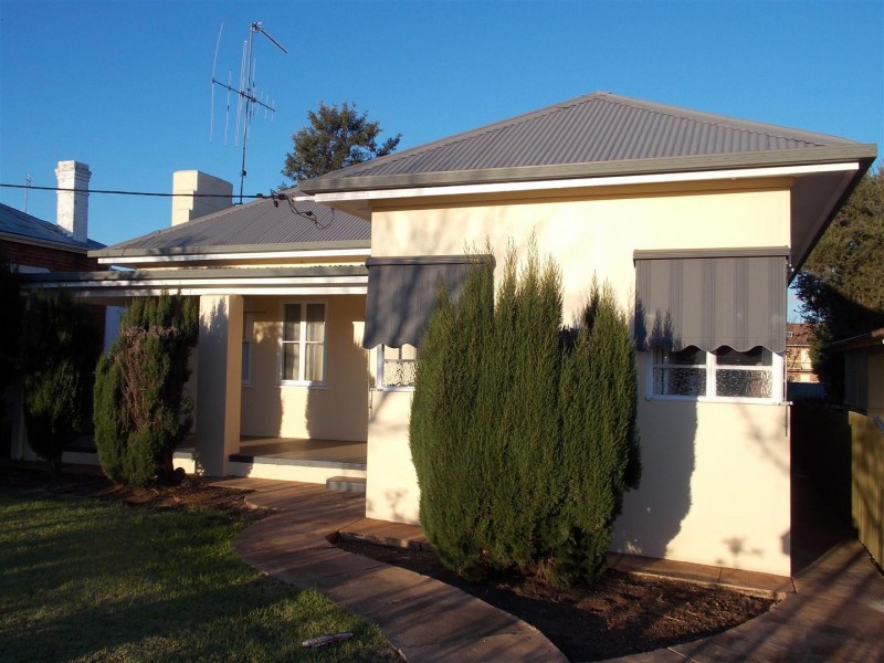 15A Bogan Street, Parkes NSW 2870