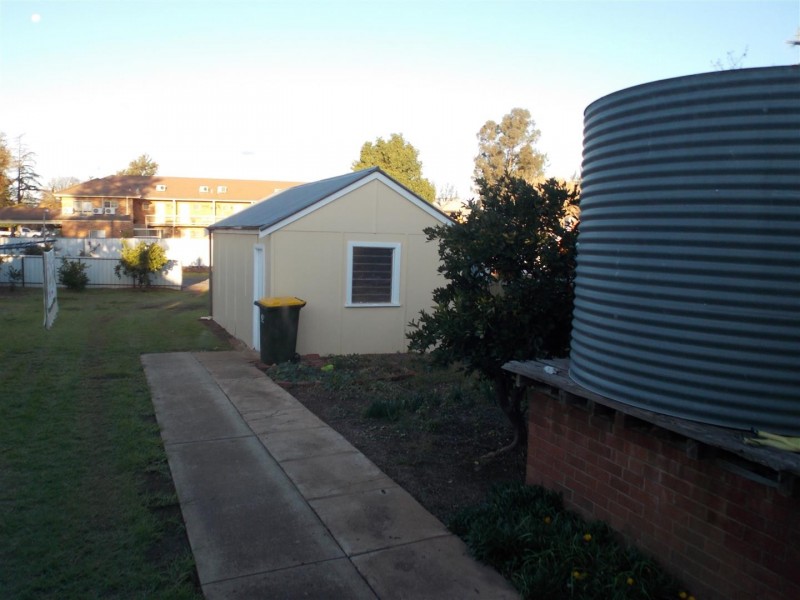 15A Bogan Street, Parkes NSW 2870