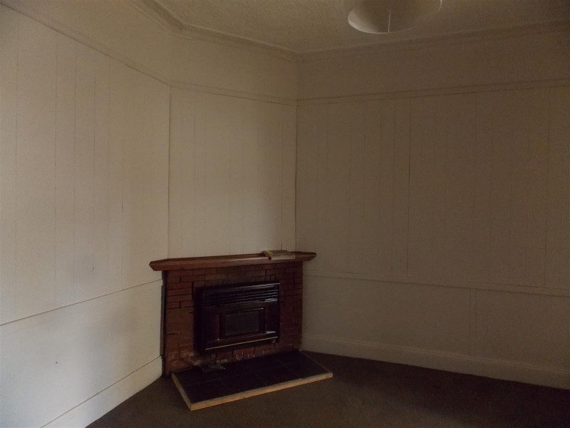 75 Dalton Street, Parkes NSW 2870