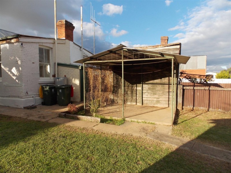 75 Dalton Street, Parkes NSW 2870