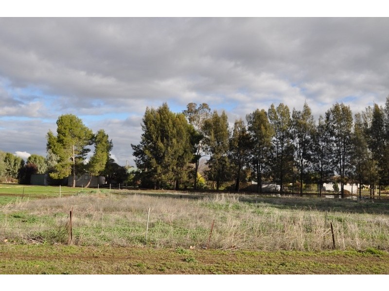Lots 1,2,3 Evelyn street, Eugowra NSW 2806