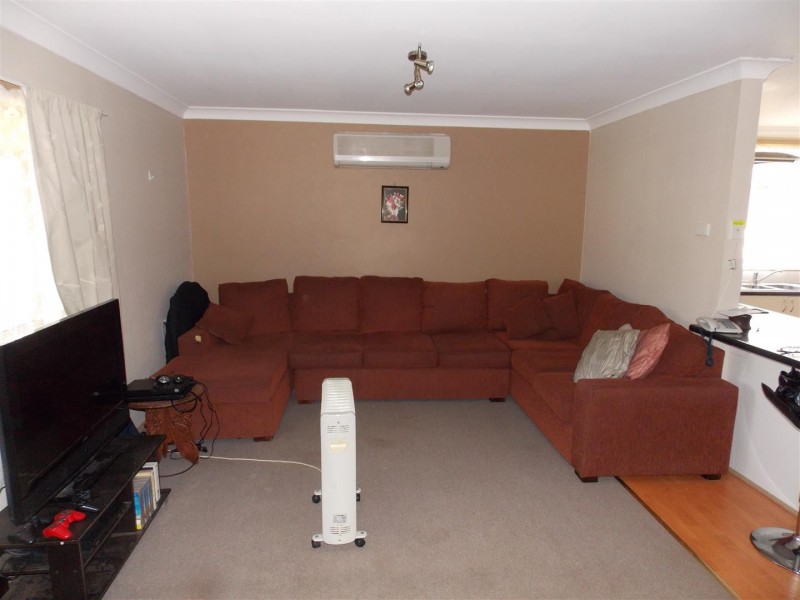 12 Paterson Street, Parkes NSW 2870