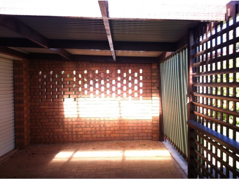 12 Bowditch Crs, Parkes NSW 2870