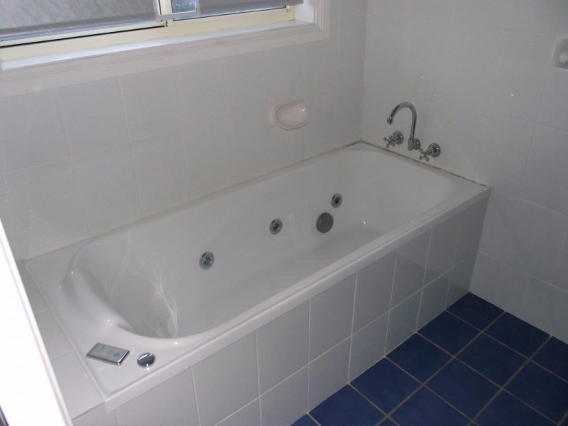 23 Alder Ave, Parkes NSW 2870