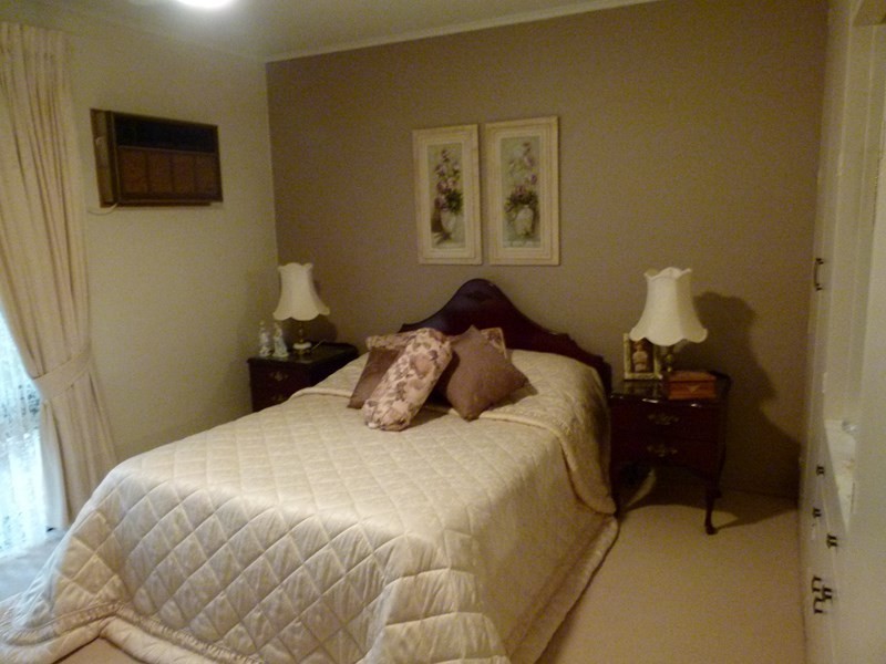 16 McDonnell Street, Forbes NSW 2871