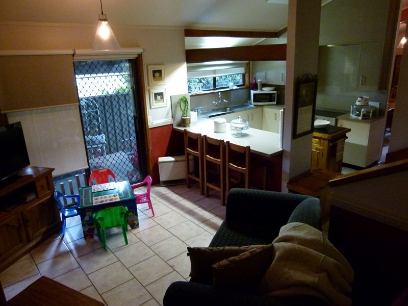 16 McDonnell Street, Forbes NSW 2871