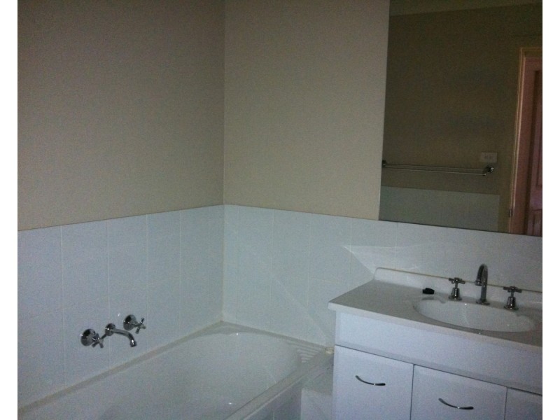 76A Close Street, Parkes NSW 2870
