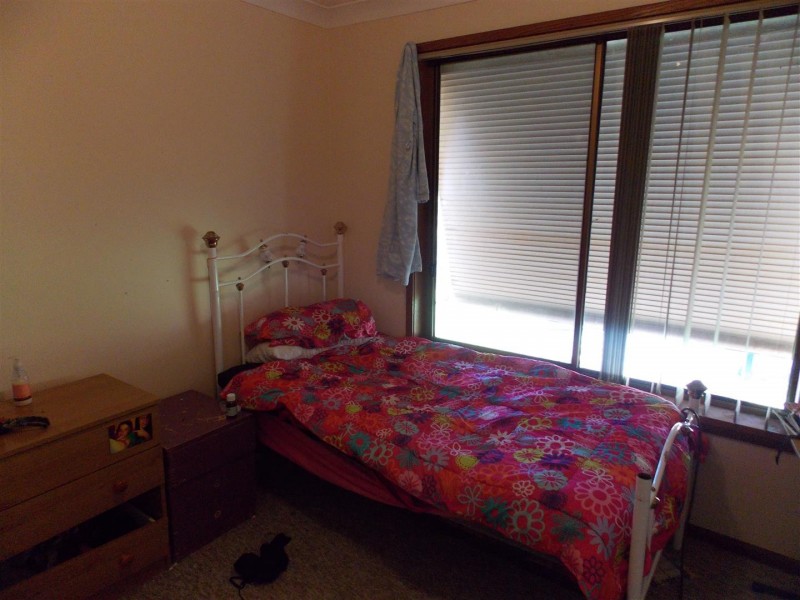 13 Thornbury Street, Parkes NSW 2870