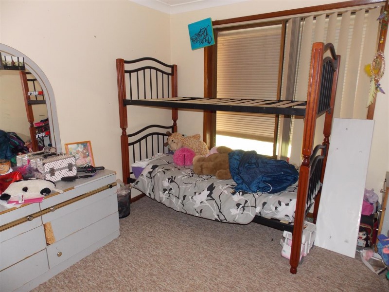 13 Thornbury Street, Parkes NSW 2870