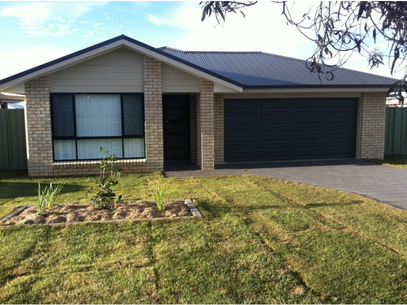 8 Best Street, Parkes NSW 2870
