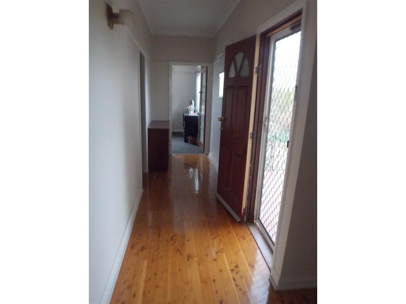 14 Want Street, Parkes NSW 2870