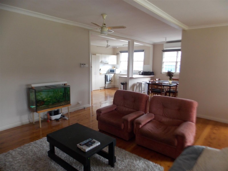 14 Want Street, Parkes NSW 2870