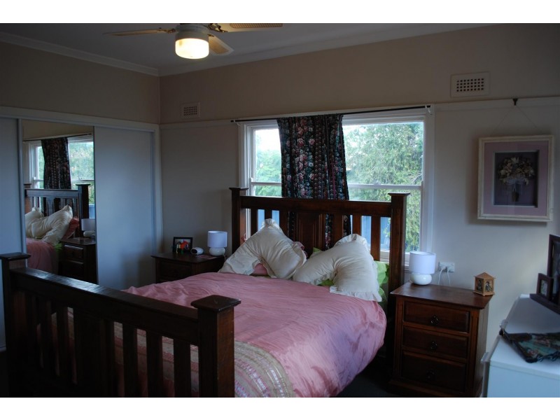 14 Want Street, Parkes NSW 2870