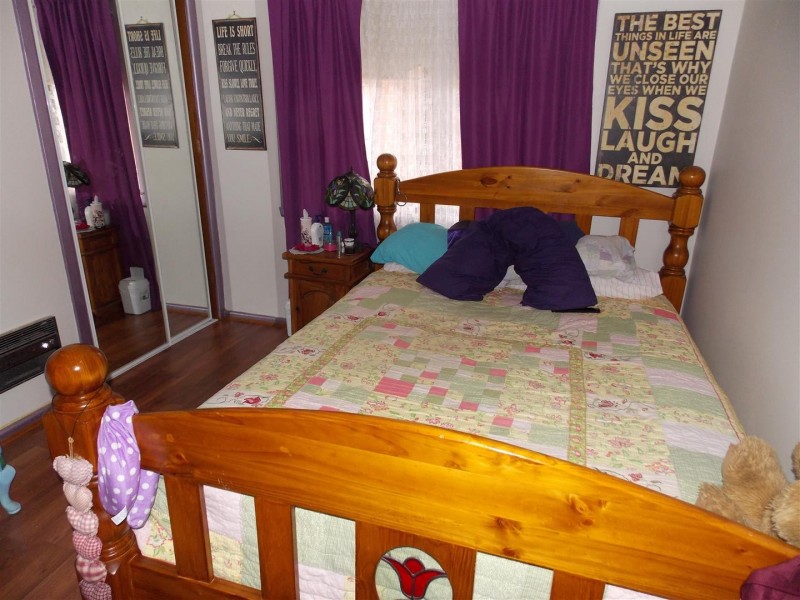 17 Brolgan Road, Parkes NSW 2870