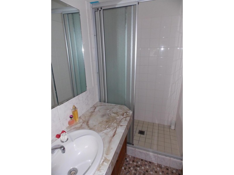 17 Brolgan Road, Parkes NSW 2870