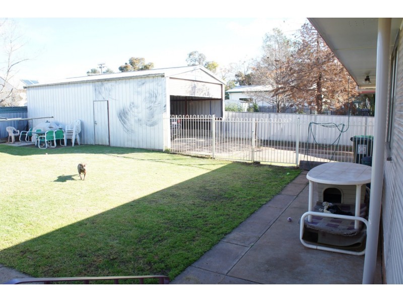 142 Orange Street, Condobolin NSW 2877