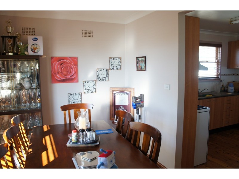 142 Orange Street, Condobolin NSW 2877